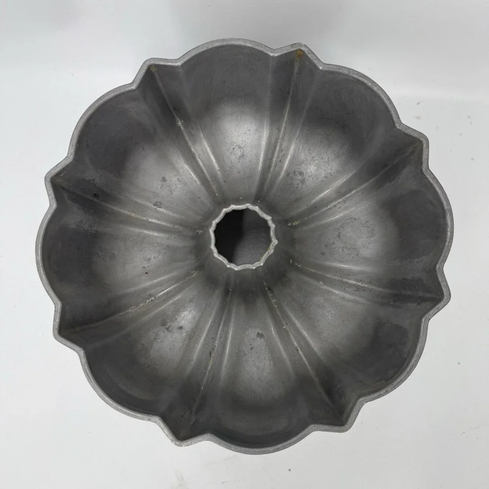 BUNDT vintage northland